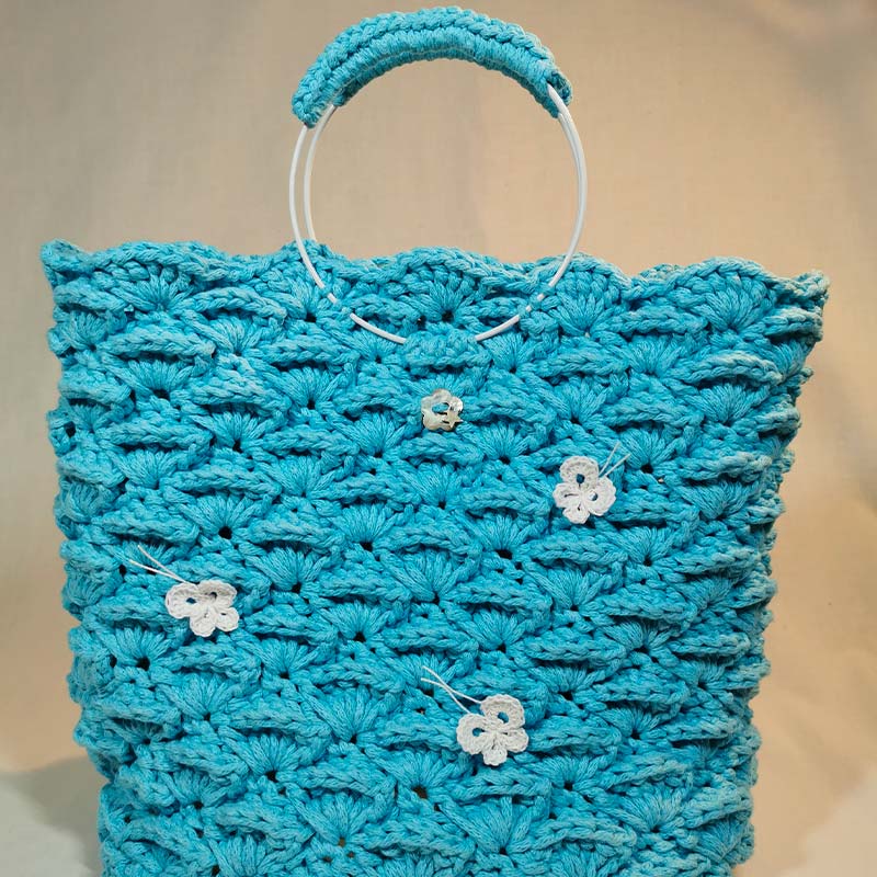sac-a-main-Oeillet-bleu-crochet