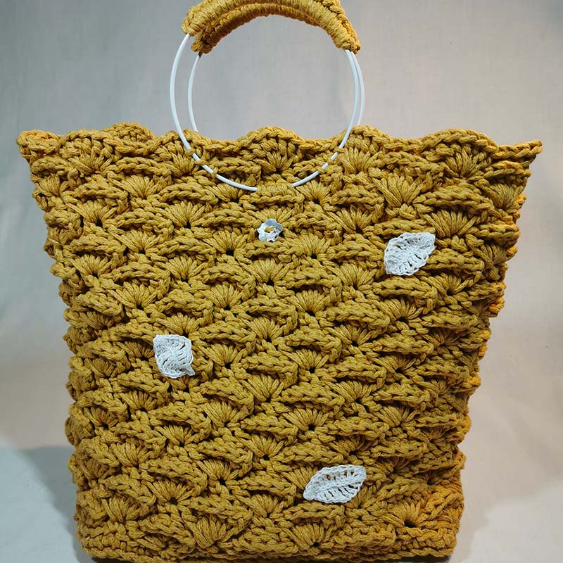 sac-a-main-Oeillet-jaune-crochet